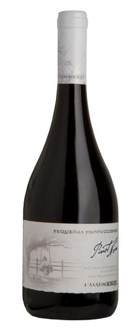 PINOT NOIR , PEQUEÑAS PRODUCCIONES, VALLE DE CASA BLANCA.2017